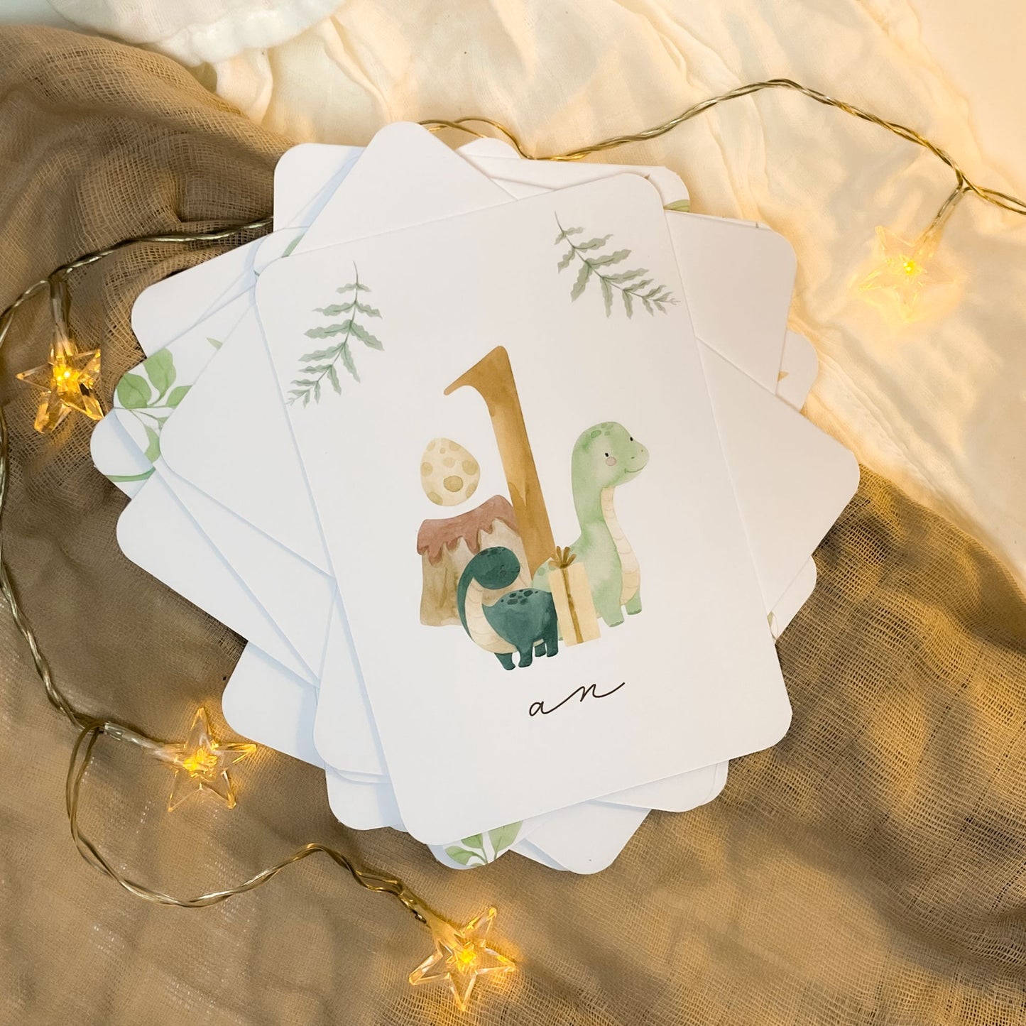 Baby milestone cards - First year - Dinosaur