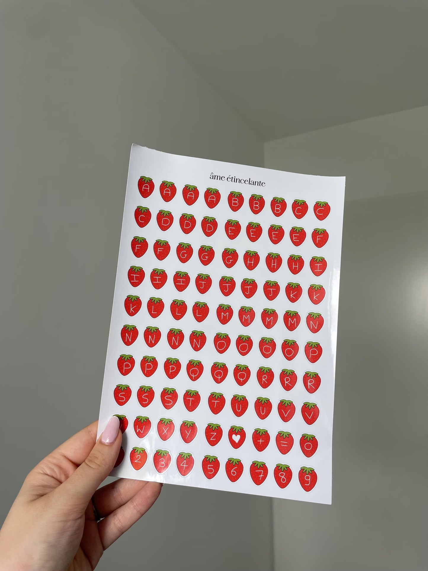 Planche de stickers - alphabet fraise