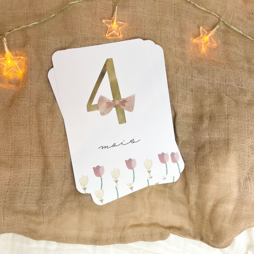 Baby milestone cards - First year - Knot