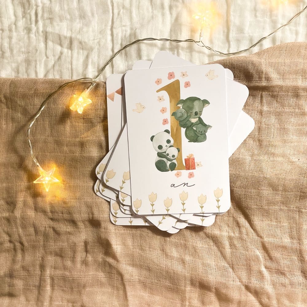 Baby milestone cards - First year - Panda and Koala